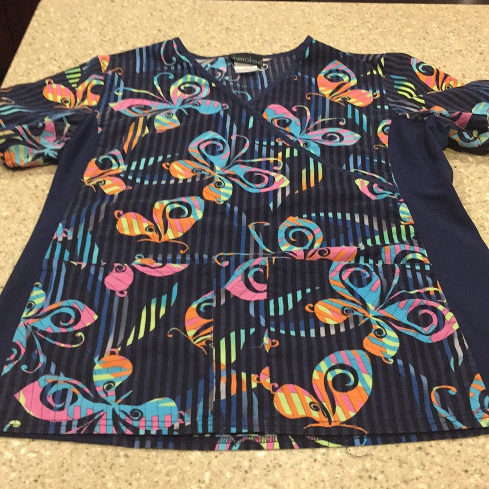 Women's scrub top